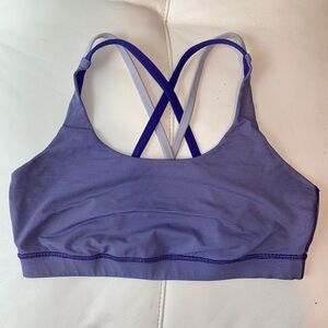 Lululemon sports bra